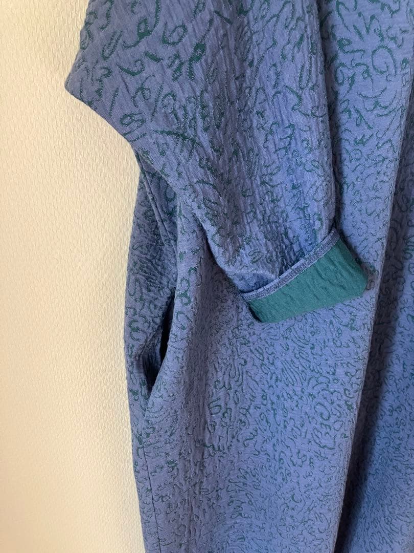 sayo　　ヨーガンレール　2022 クルクル柄のチュニック　美品