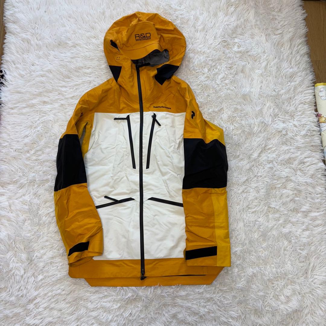 ピークパフォーマンス セットアップ vertical gore Tex pro