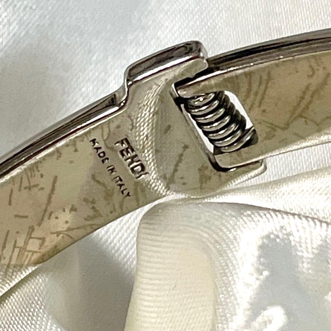 FENDI フェンディ バングル ブレスレット ズッカ カラー 赤 ピンク