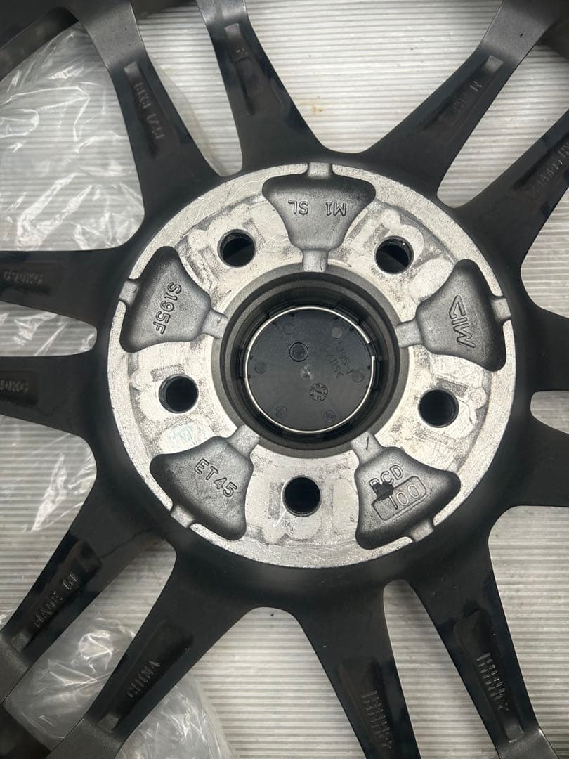 ホイール 18インチ 18x8.50+45 PCD100 (ホイール2本)