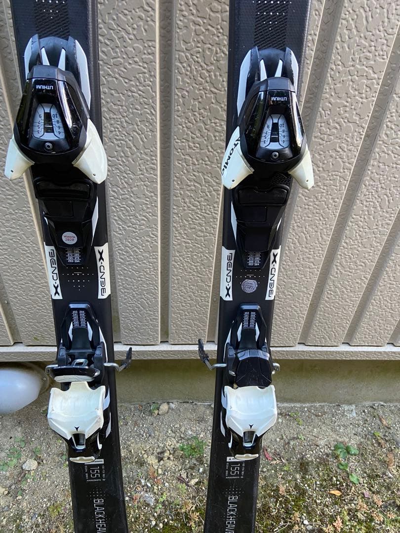 ATOMIC アトミック スキー板　155cm ストック付き　ビンディング