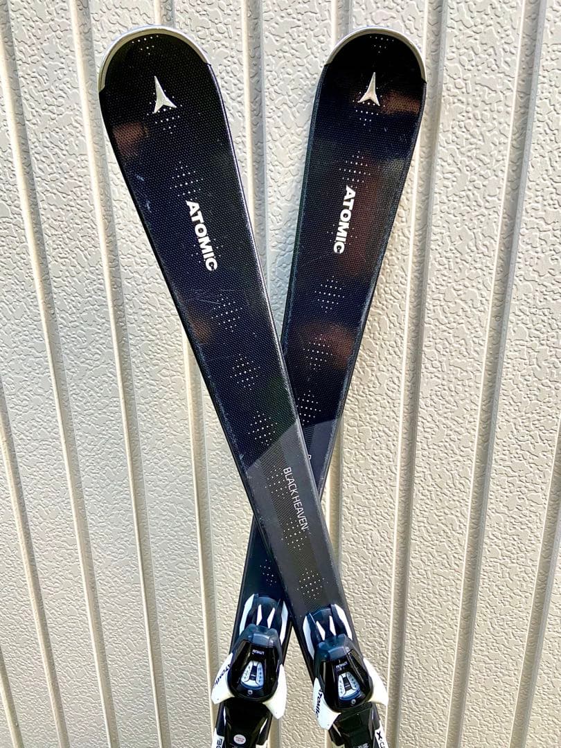 ATOMIC アトミック スキー板　155cm ストック付き　ビンディング