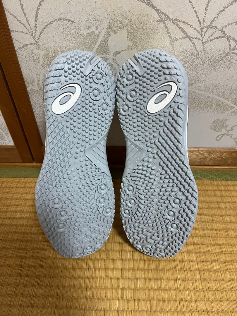 アシックス　テニスシューズ　ゲルレゾリューションX