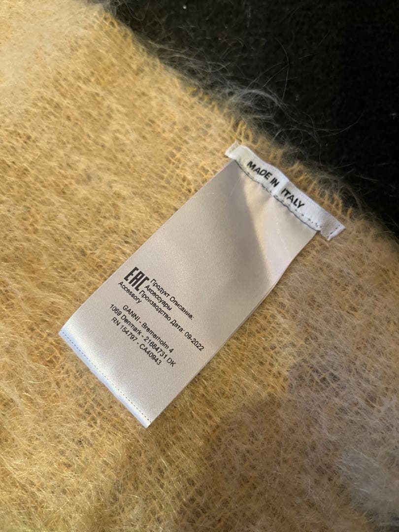 GANNI イタリアングリーン ベージュ マフラー ワンサイズ