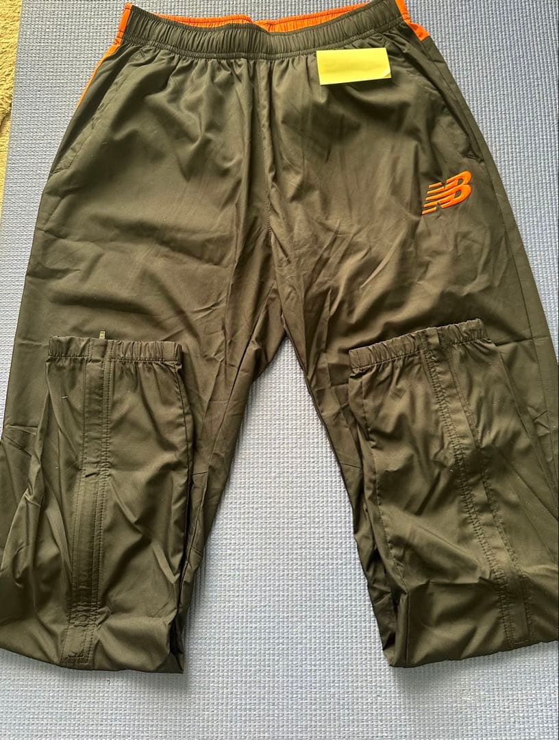 拓殖大学サッカー部　New Balance ピステ上下セット