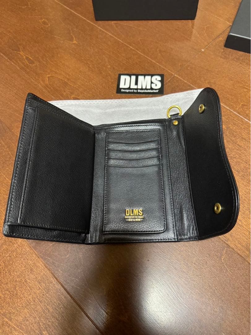 DLMS 黒 レザー 三つ折り財布