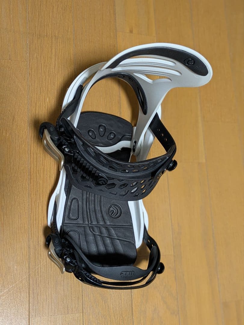 FLUX DSL ビンディング Mサイズ（ホワイト）