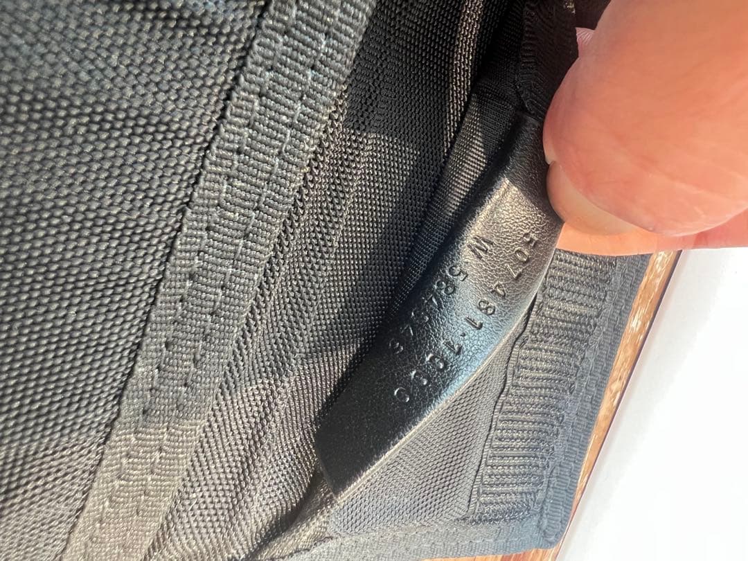 Balenciaga ブラック 三つ折り財布