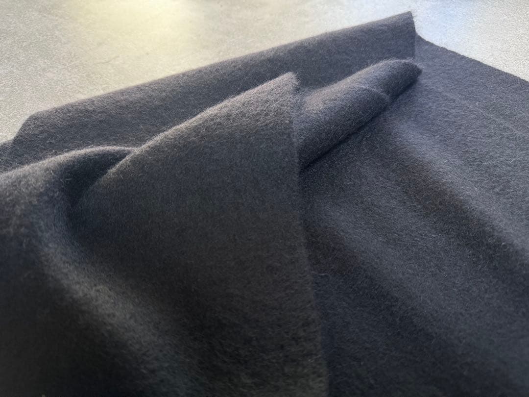 未使用　約2万　ブラック　五大陸　　ピュアカシミヤ　マフラー　オンワード