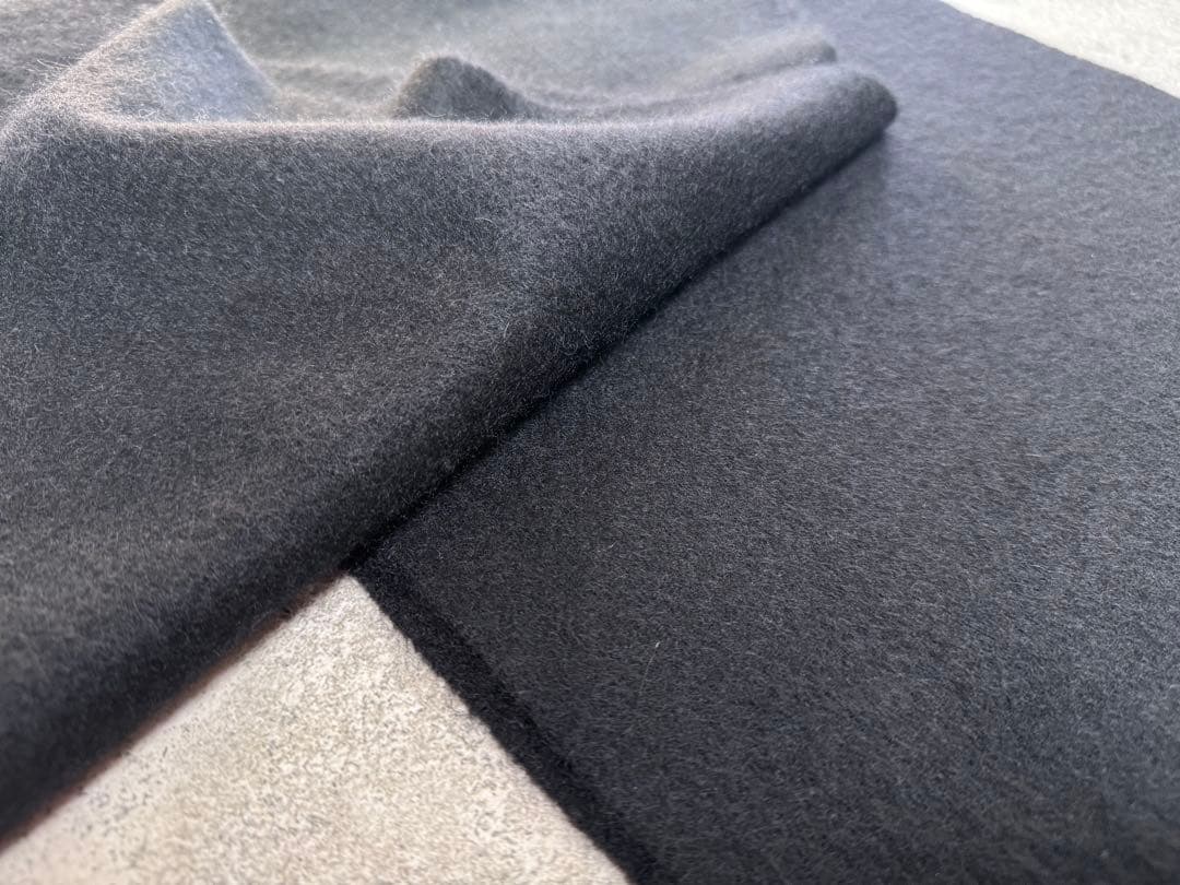 未使用　約2万　ブラック　五大陸　　ピュアカシミヤ　マフラー　オンワード