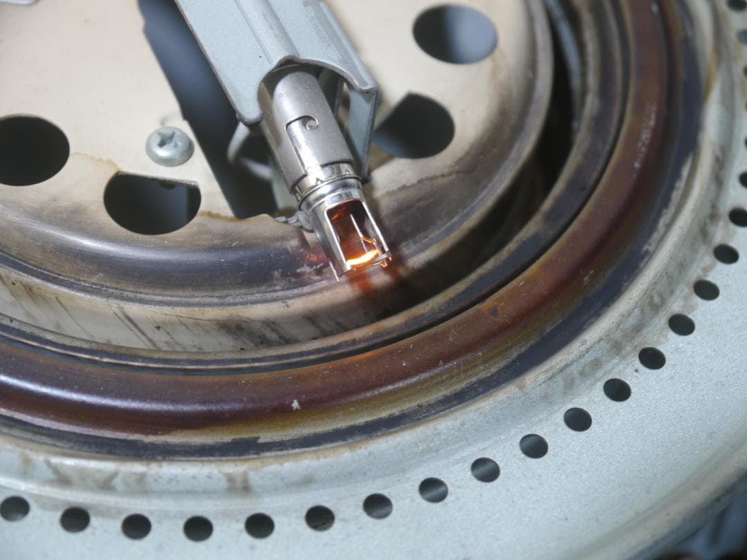 2014年◆送料無料◆　コロナ　石油ストーブ ホワイト