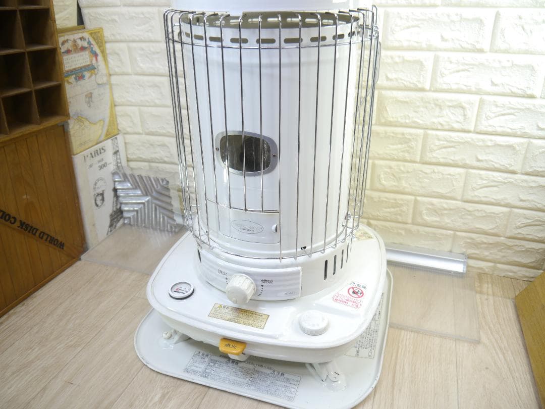 2014年◆送料無料◆　コロナ　石油ストーブ ホワイト