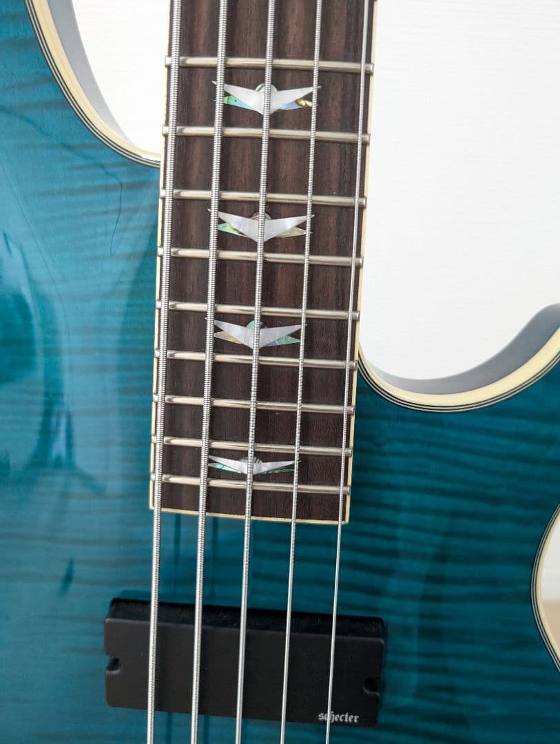 ベース SCHECTER Diamond Series Omen Extreme-5