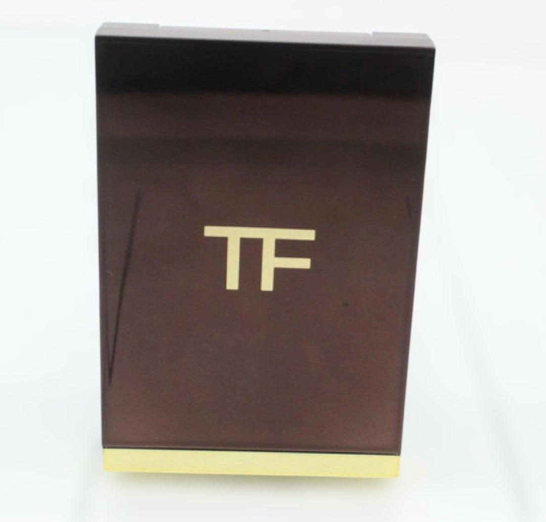 TOM FORD アイシャドウパレット クォード 030 インソレント ローズ