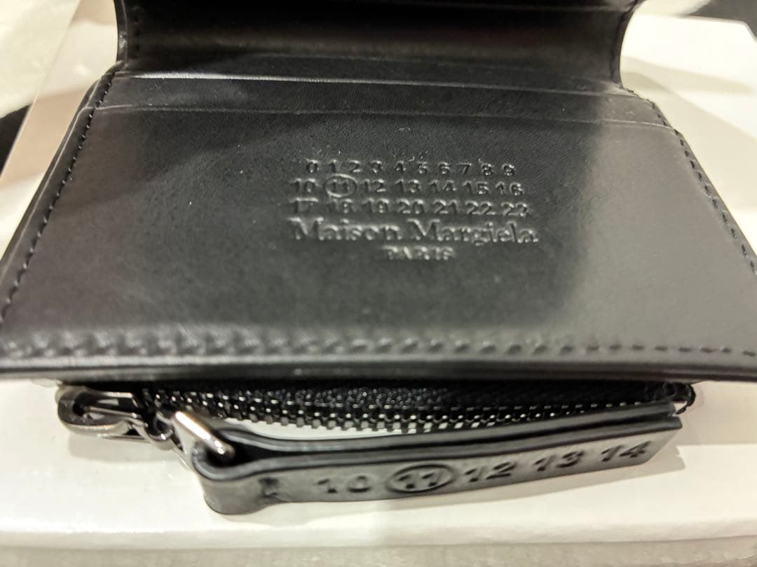 新品　Maison Margiela ブラックレザー二つ折り財布