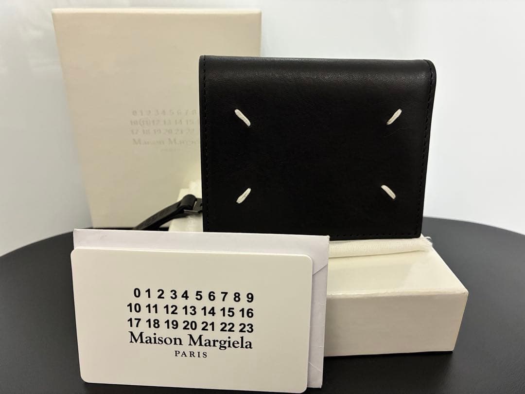 新品　Maison Margiela ブラックレザー二つ折り財布