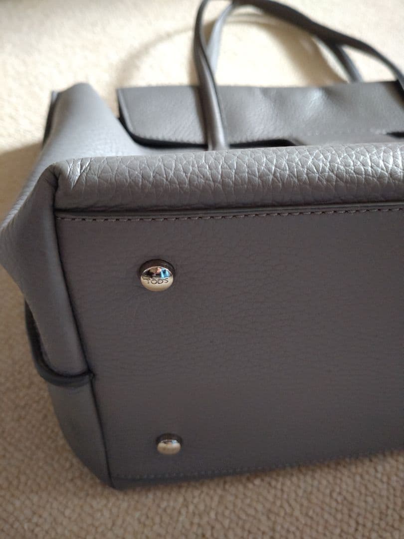 TOD'S グレー レザー トートバッグ