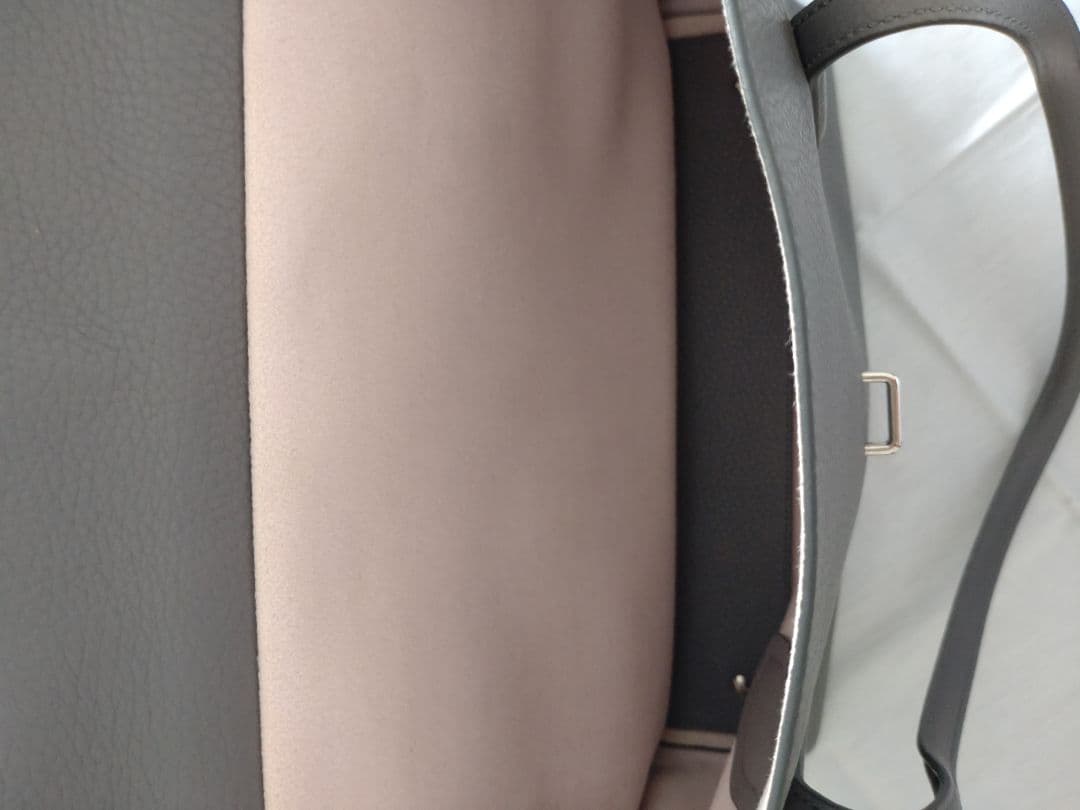 TOD'S グレー レザー トートバッグ