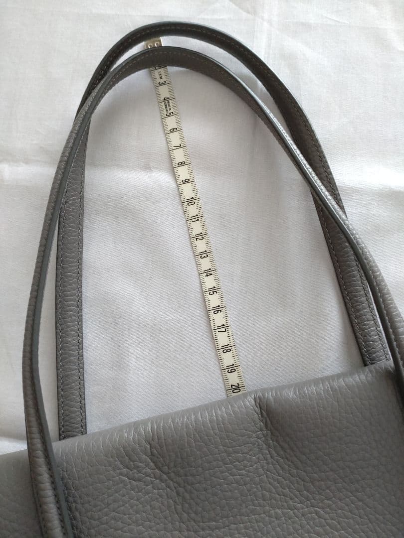 TOD'S グレー レザー トートバッグ