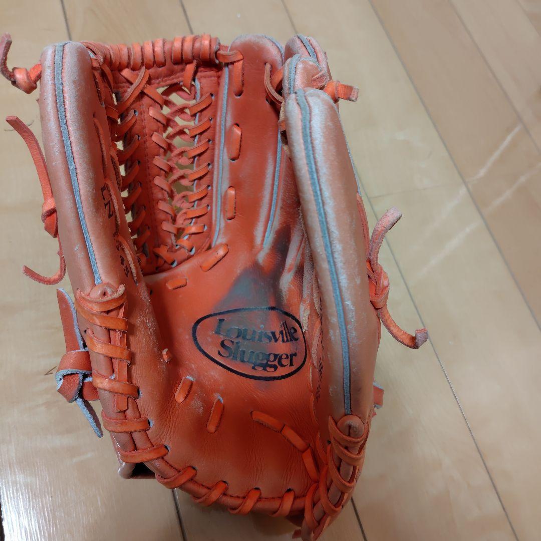 グローブ　ルイスビルスラッガー　Louisville Slugger TPX