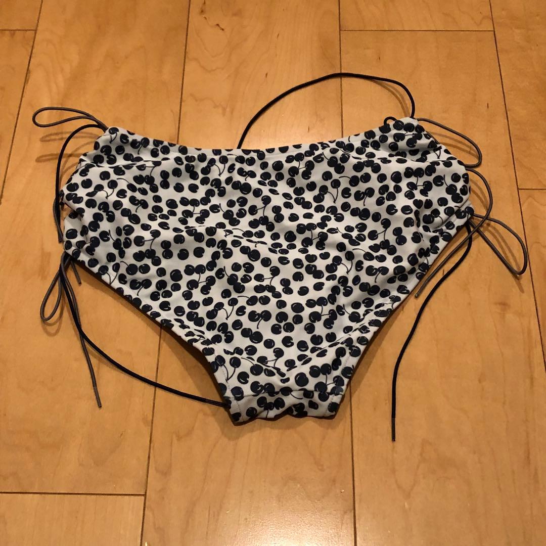 【美品】Her lip to チェリー柄　水着