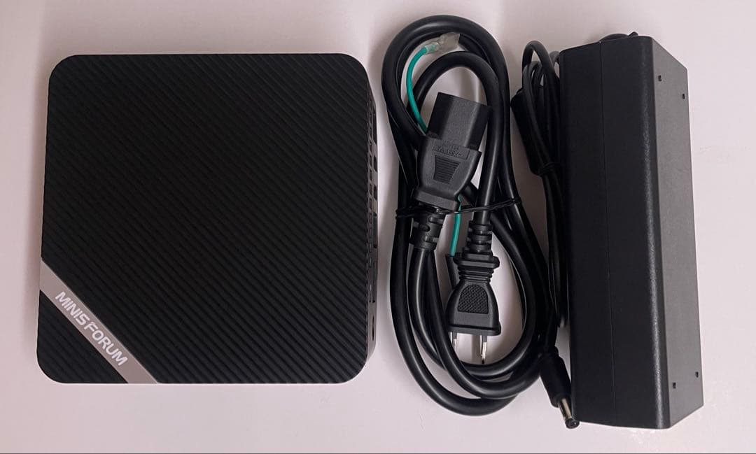 MINIS FORUM UM690ミニPC Ryzen9 6900HX ジャンク