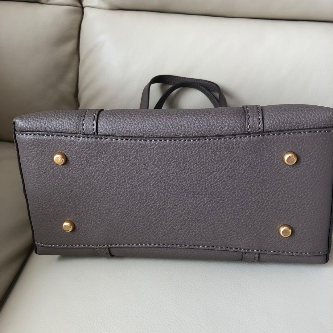 おしゃれ✨トリーバーチ　ペリー　ショルダーバッグ　レザー　本革