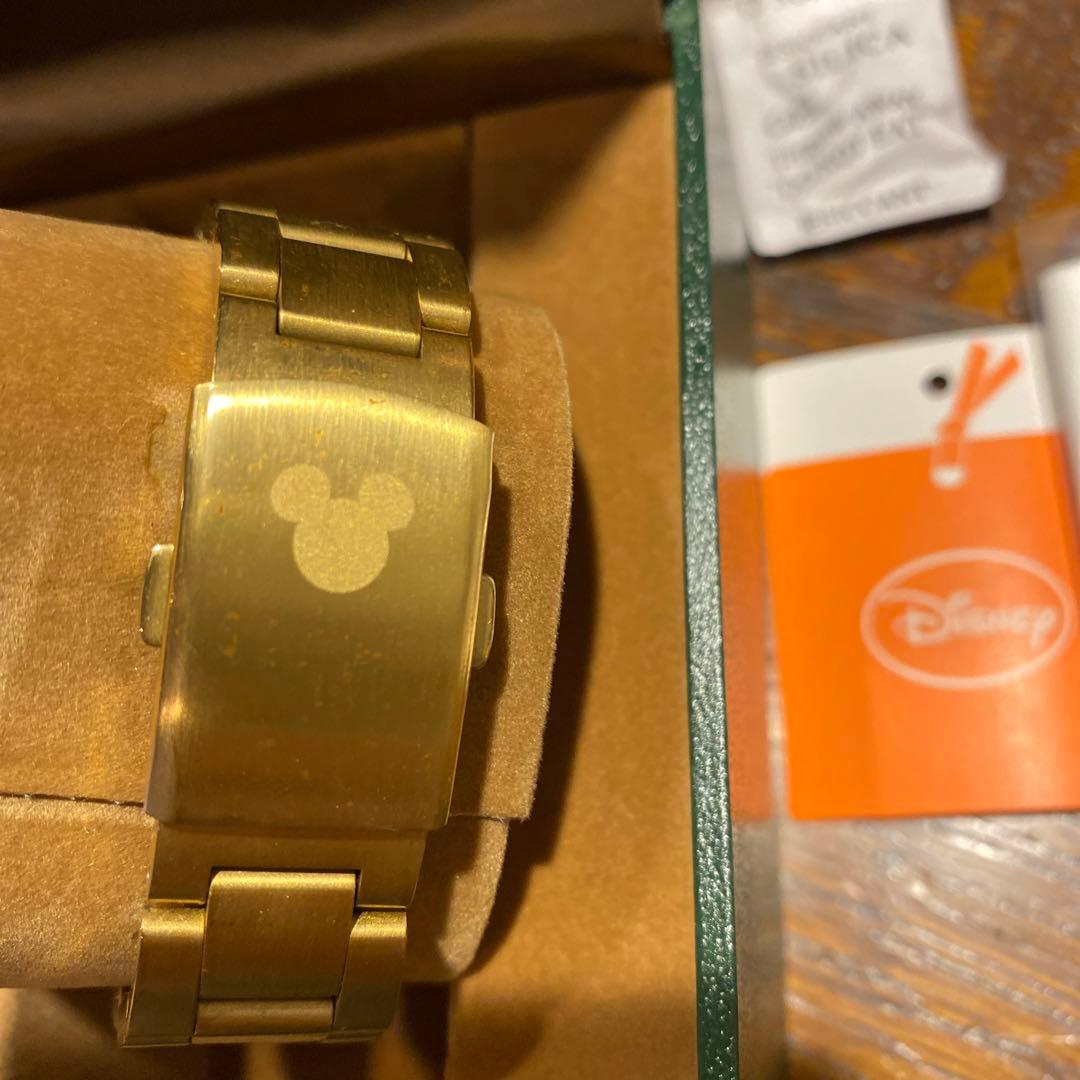 BEAMS × OVER THE STRIPES ミッキー 腕時計 ゴールド