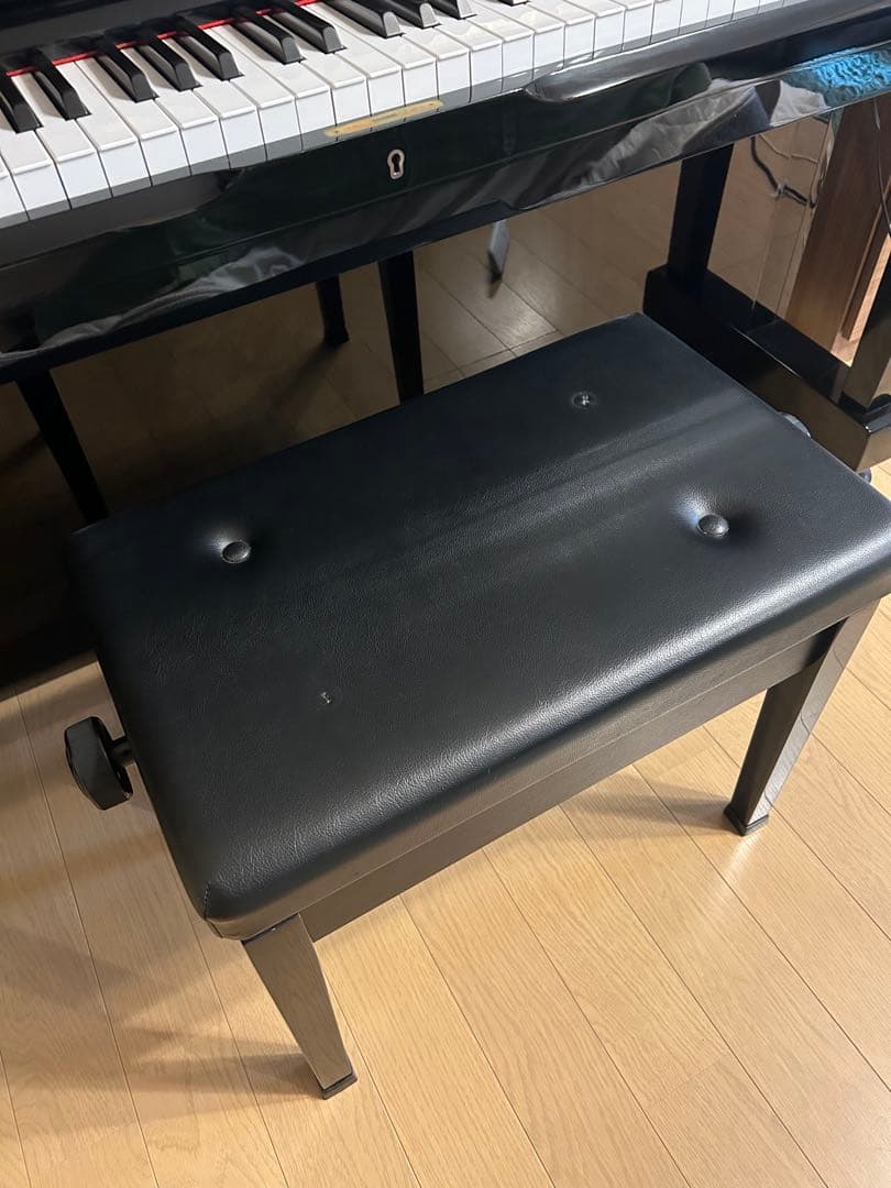 Y*o様 KAWAI アップライトピアノ ブラック 椅子付き