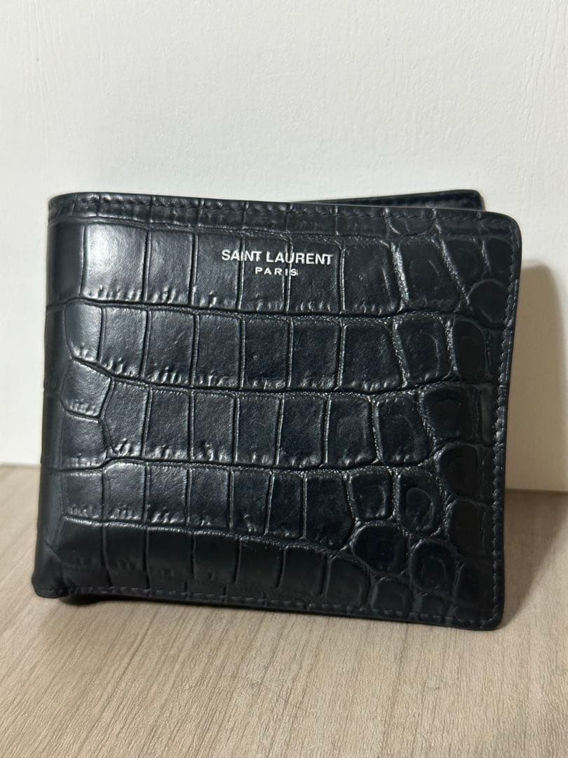 ※2026/01/04〜配送可能　SAINT LAURENT 財布　クロコ型押し