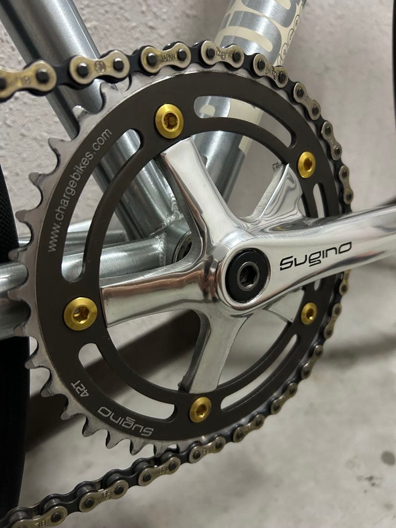 charge bikes plug racer チャージバイクス　プラグレーサー