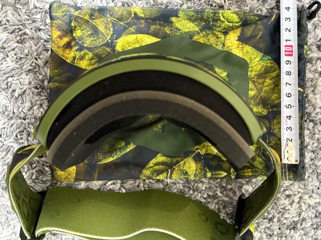 OUT OF　ゴーグル　アウトオフ　 未使用品　オマケでゴーグルソック