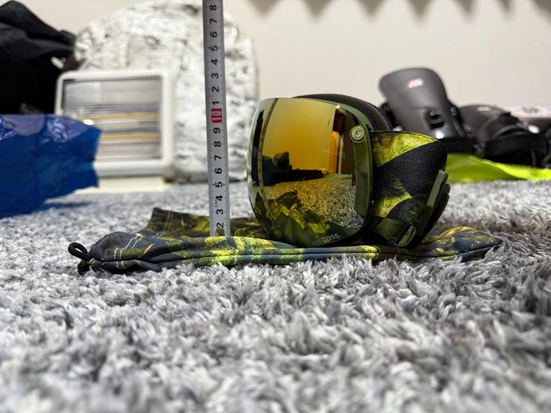 OUT OF　ゴーグル　アウトオフ　 未使用品　オマケでゴーグルソック