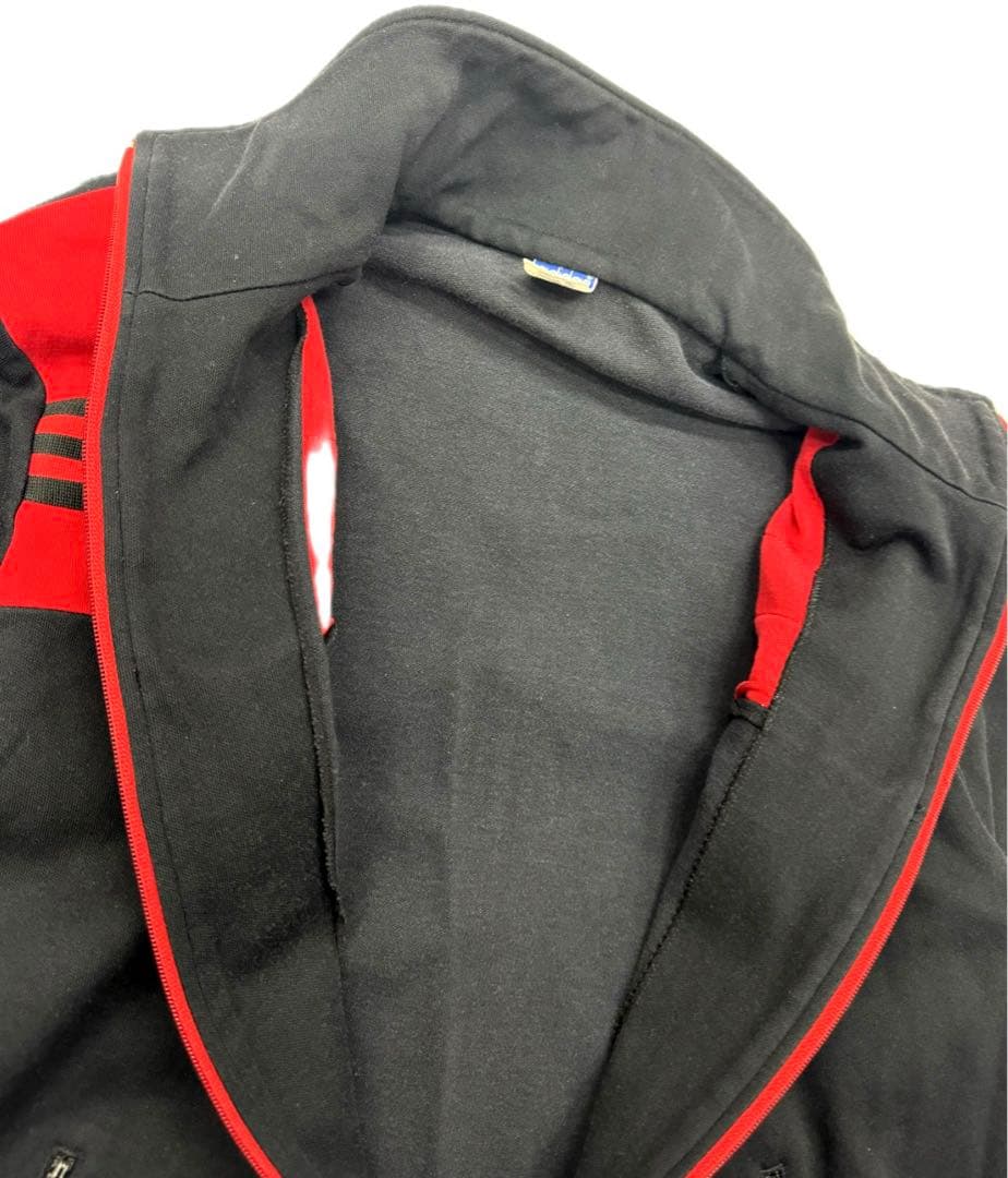 K*i様 【70s】アディダス 黒赤 ジャージ 西ドイツ製 デサント adida