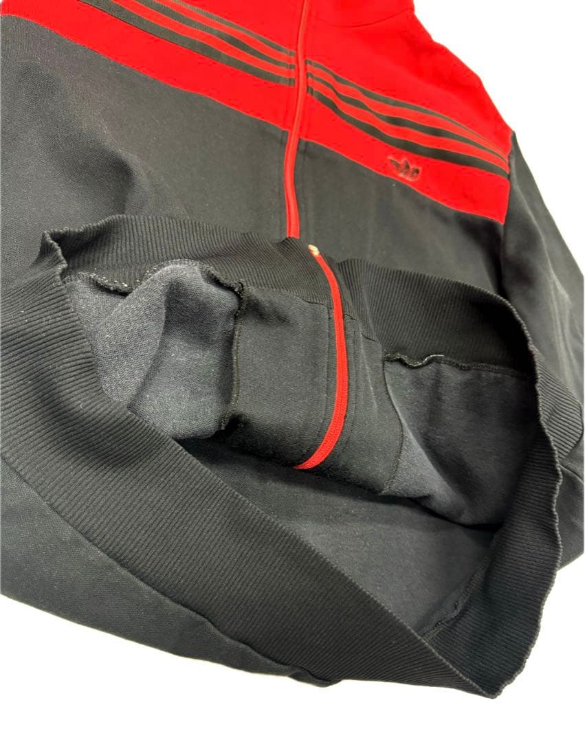 K*i様 【70s】アディダス 黒赤 ジャージ 西ドイツ製 デサント adida