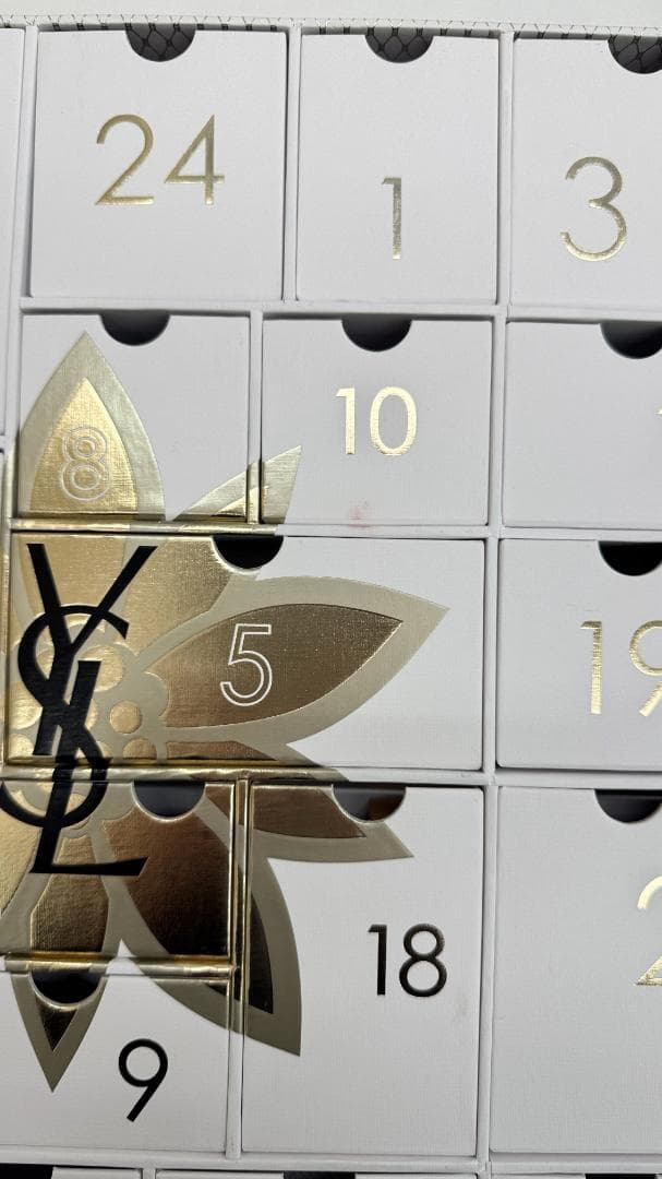 【新品未使用品】YSL イヴサンローラン　アドベントカレンダー　2024