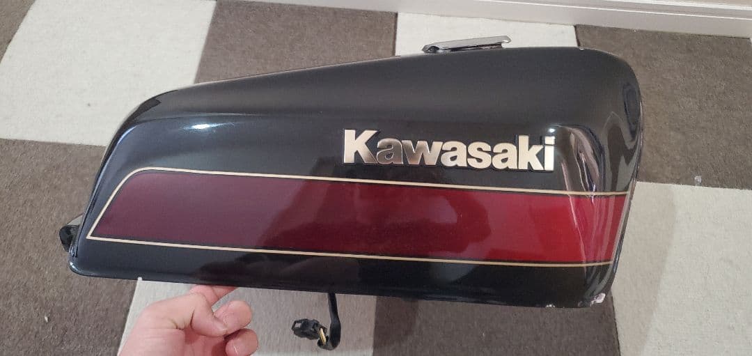 ゼファー400タンク