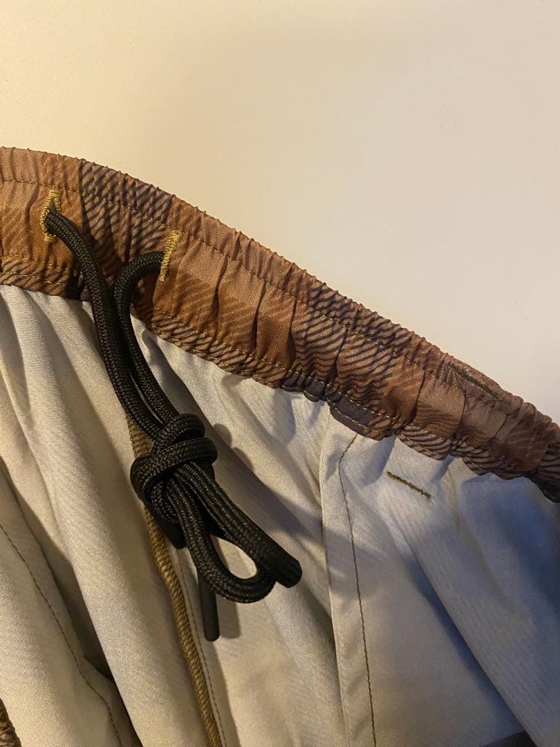 【新品未使用】NAAFY ゴルフウェアセット(ハーフジップシャツ＋ショートパンツ