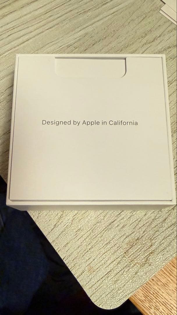 Apple AirPods 4 アクティブノイズ キャンセリング搭載＋ケース