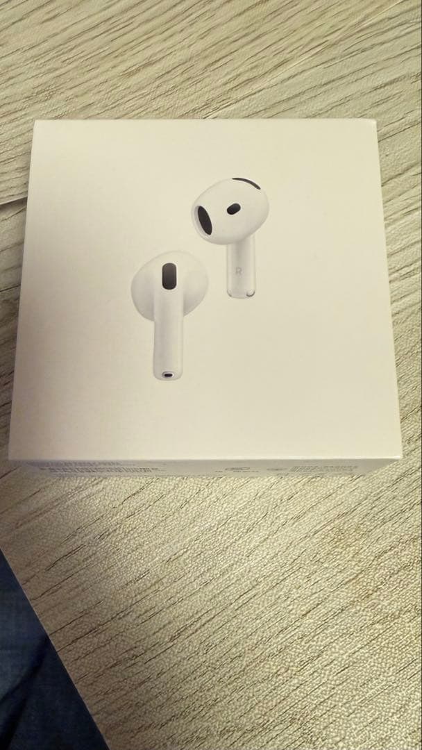 Apple AirPods 4 アクティブノイズ キャンセリング搭載＋ケース