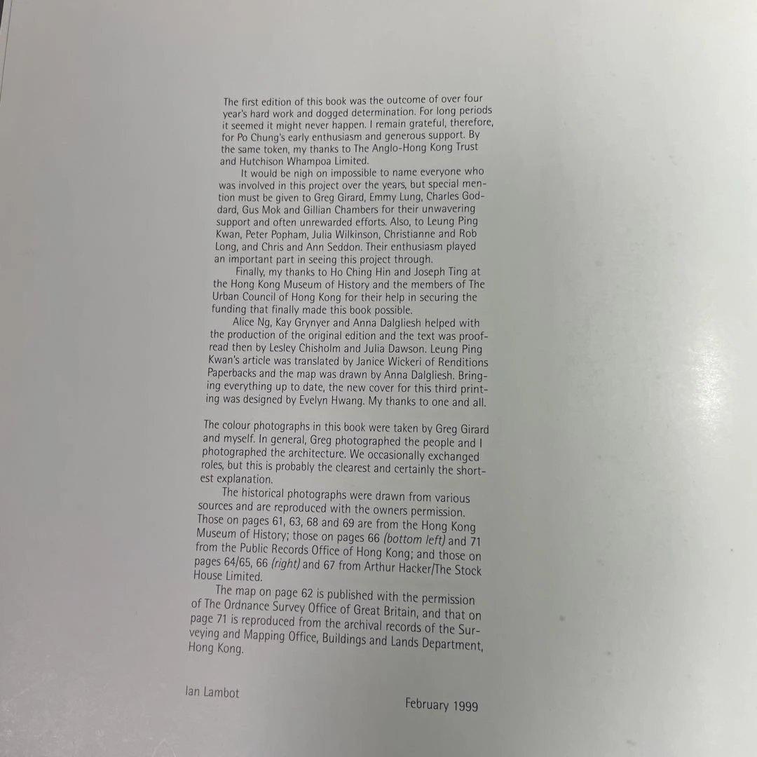 稀少本「City of Darkness」 洋書