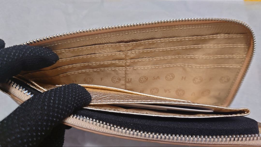 SALON DI ALFURD 星型エンボス長財布 ゴールド