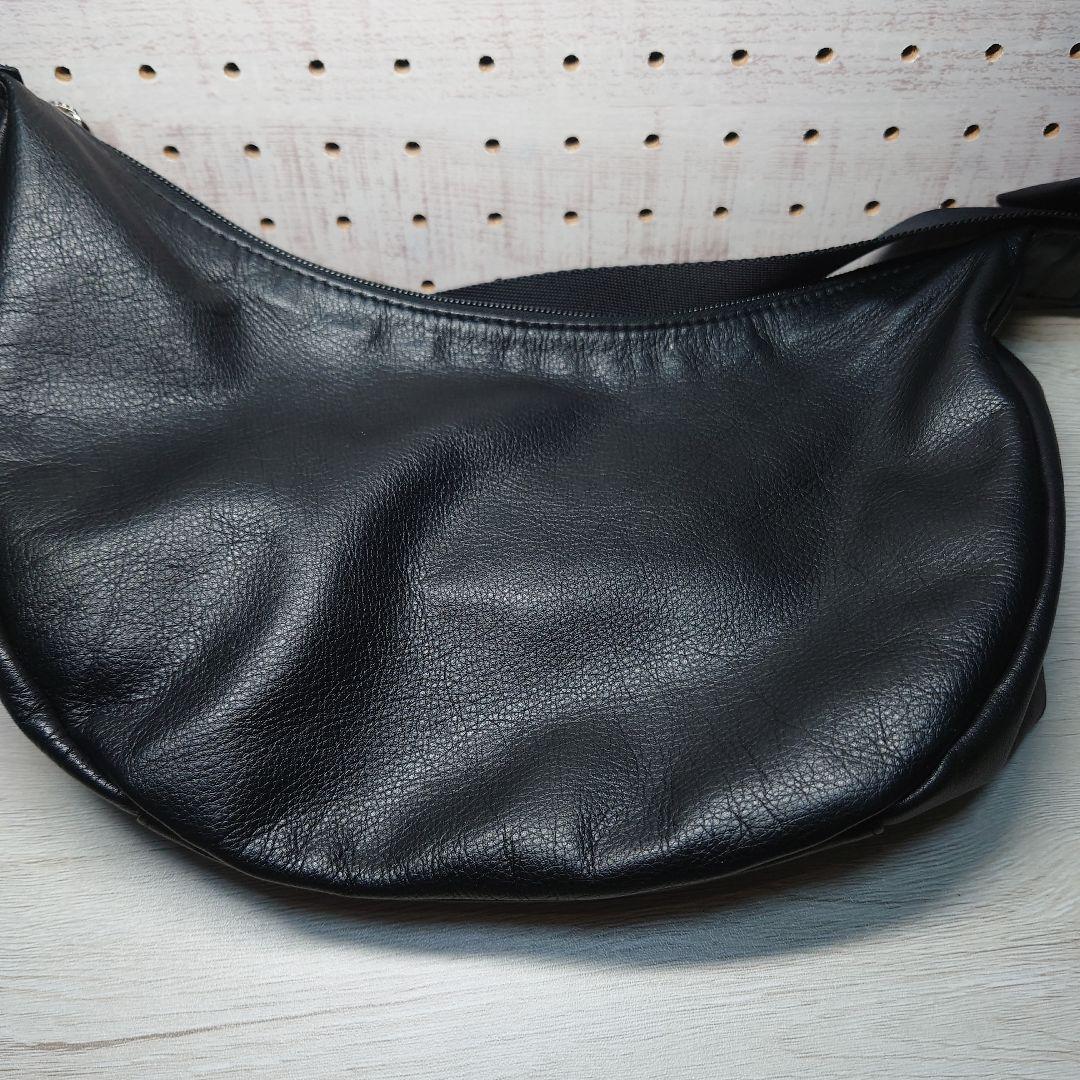 russetラシット ソフトレザーラウンドショルダーバッグ