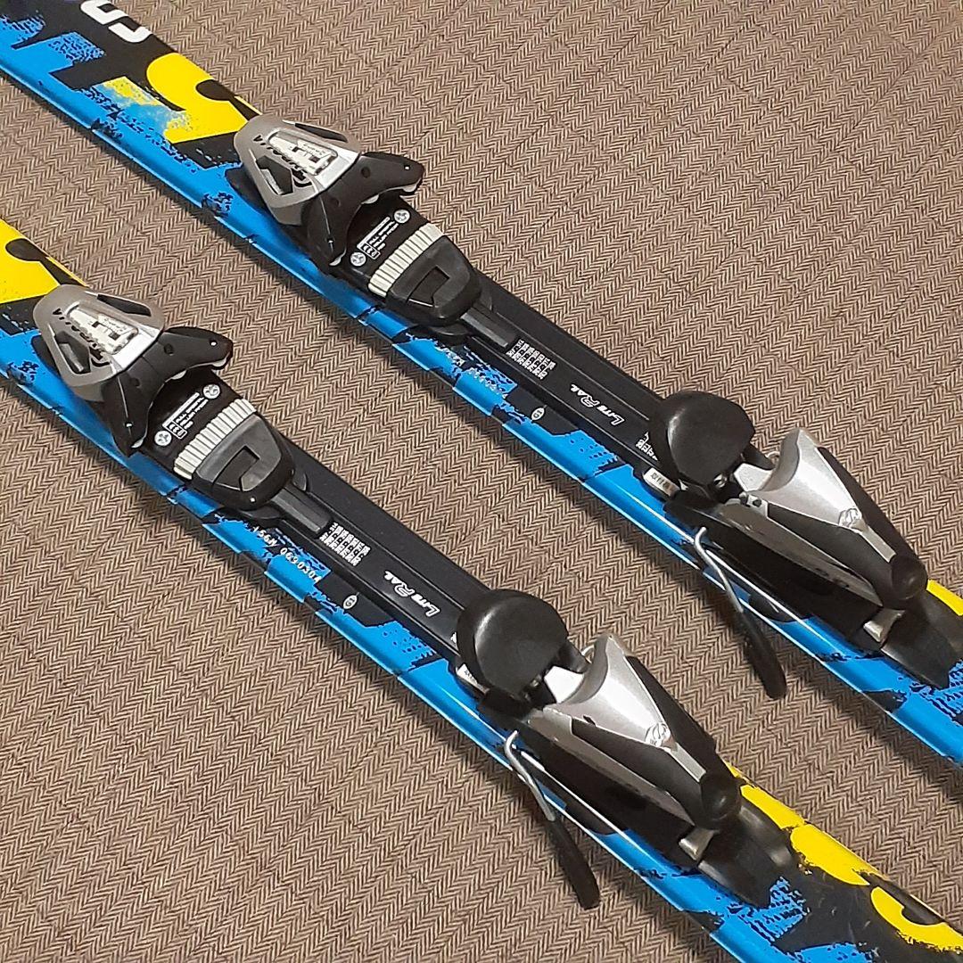 初中級者向きスキー板156cm　軽くて柔らかめで滑りやすい　ビンディング調節可能