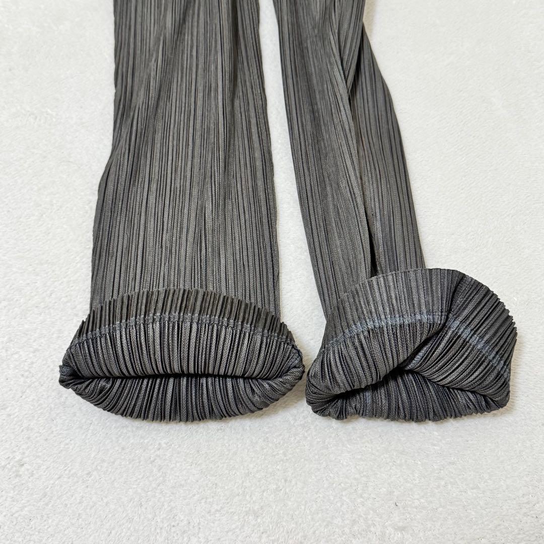 極美品✨PLEATS PLEASE 七部丈　グレー　ボトムス　サイズ3