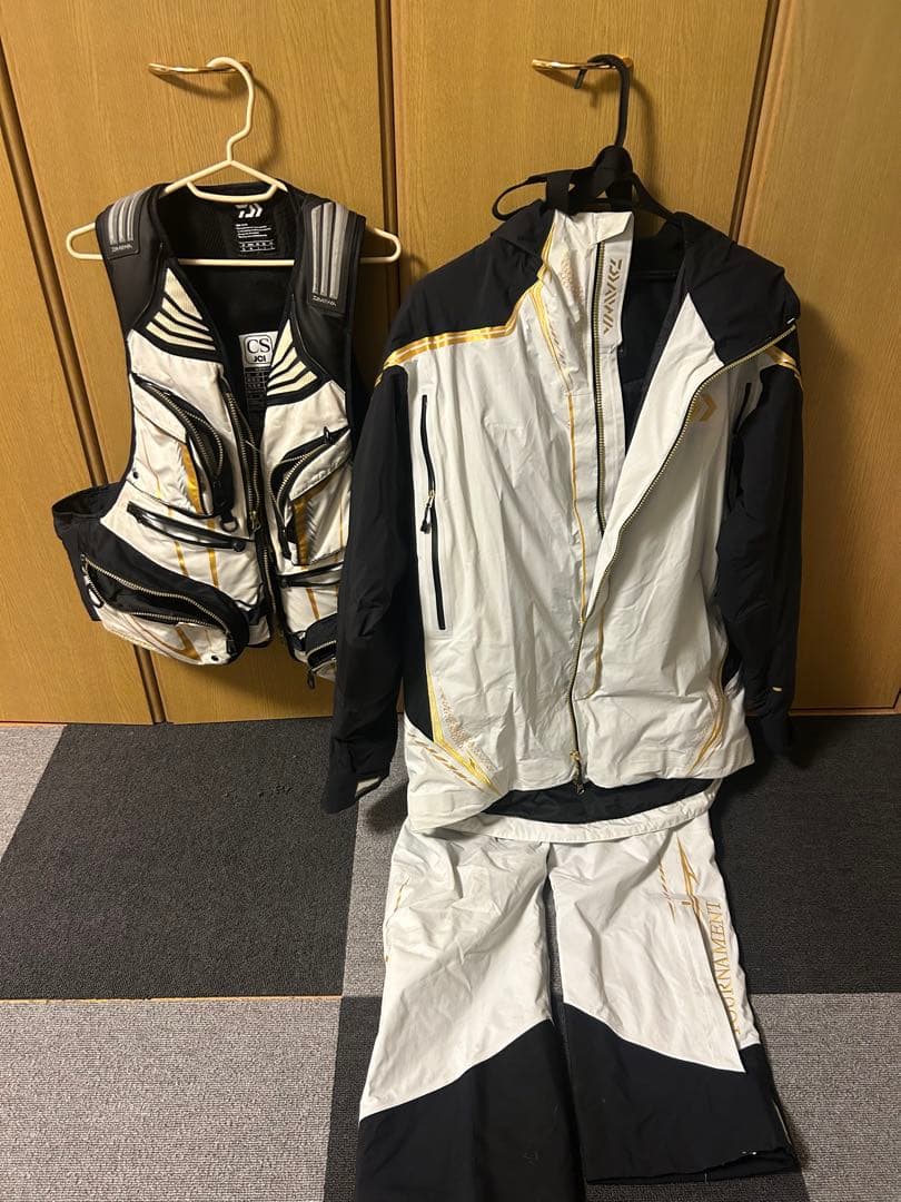 Daiwa トーナメント　ウェア