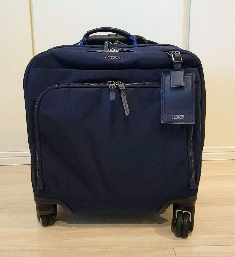 美品【TUMI 】ネイビー 4輪キャリーケー TUMI VOYAGEUR