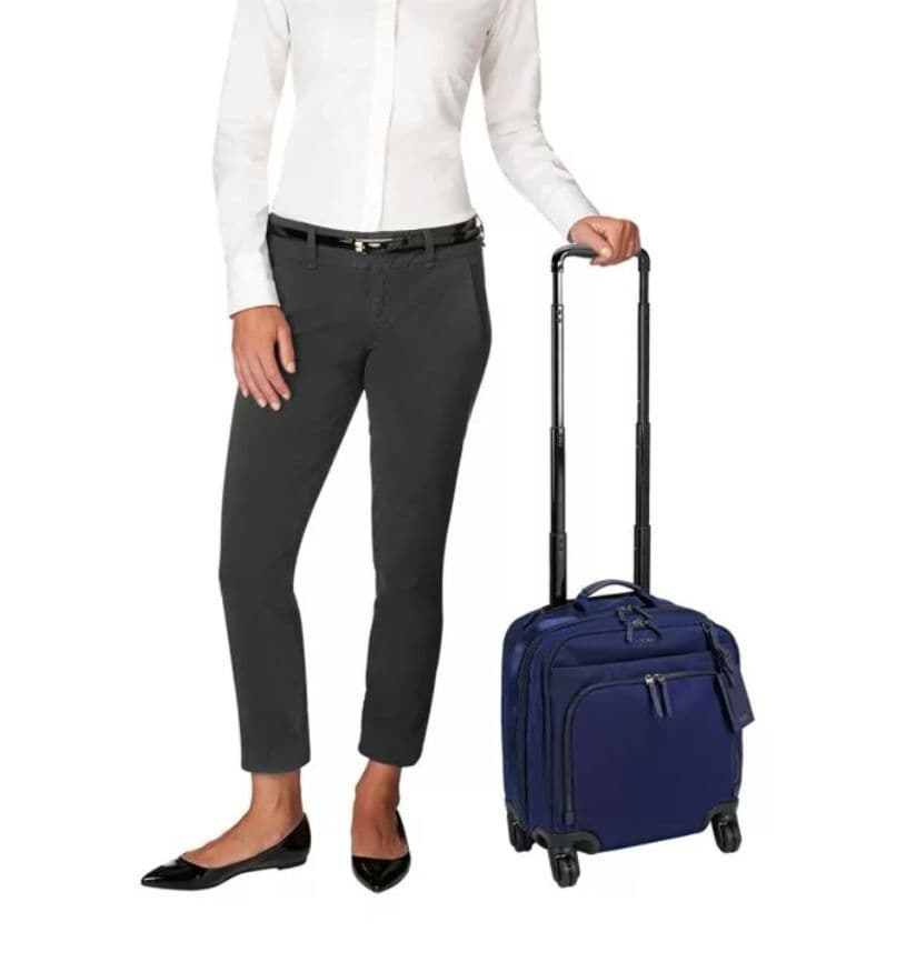 美品【TUMI 】ネイビー 4輪キャリーケー TUMI VOYAGEUR