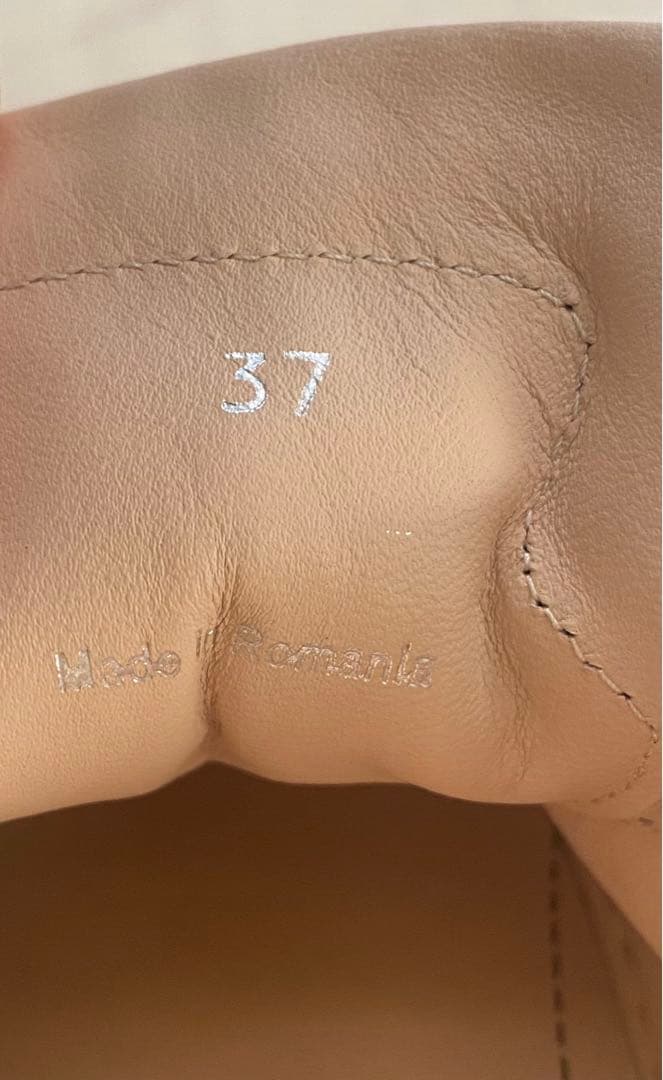 マックスマーラ（Max Mara）黒　厚底　スニーカー　お正月限定