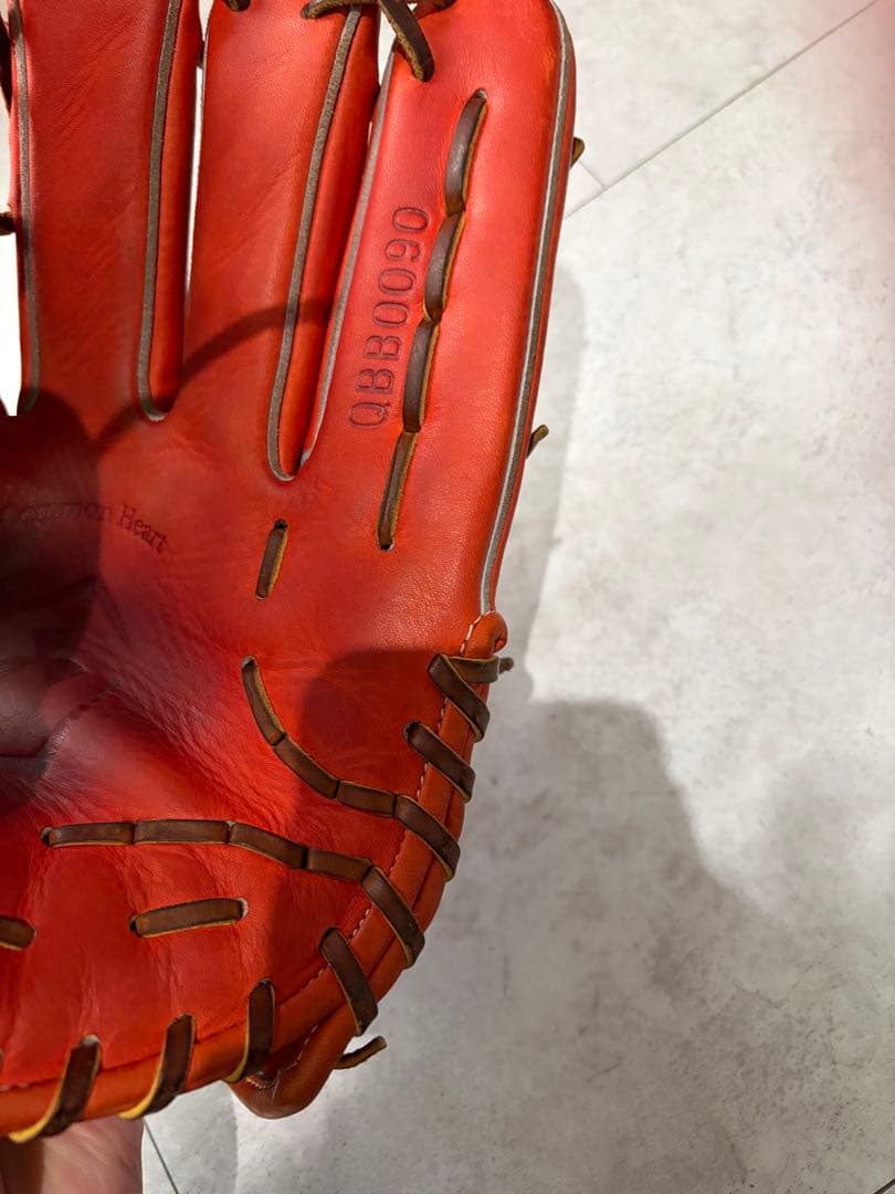 アンダーアーマー硬式グローブ　柳田モデル　RED